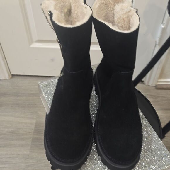 Blondo Burnout Boot- Black - Picture 10 of 12